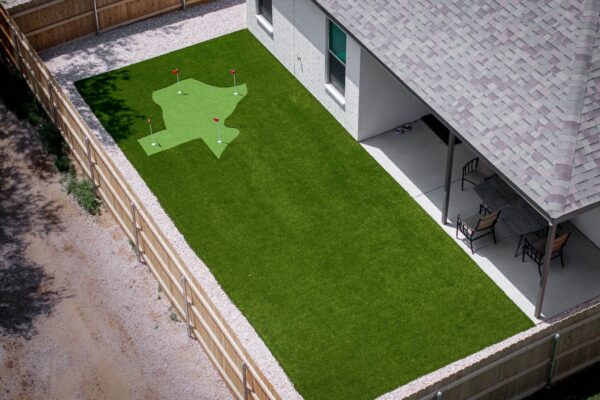 2_Turf-PuttingGreens