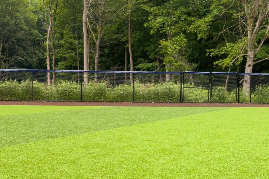 4 Benefits of Installing Artificial Turf This WinterHero