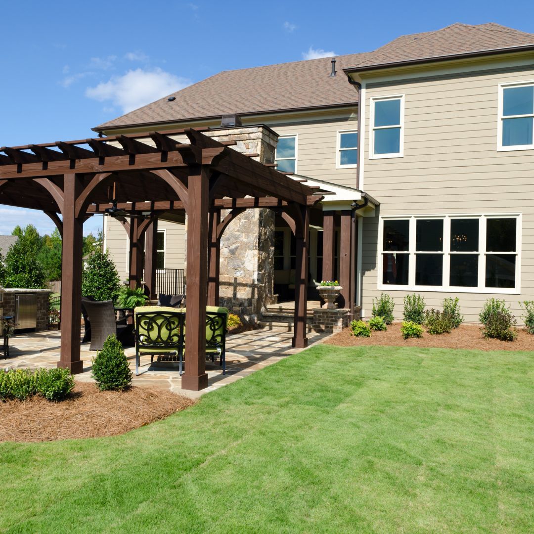Transform Your Outdoor Space: Designing the Perfect Pergola for All Seasons 3 svg+xml;charset=utf