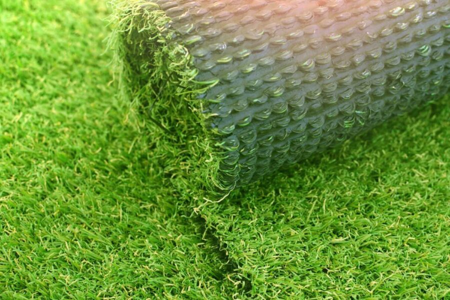 The Benefits of Installing Artificial Turf This Winter